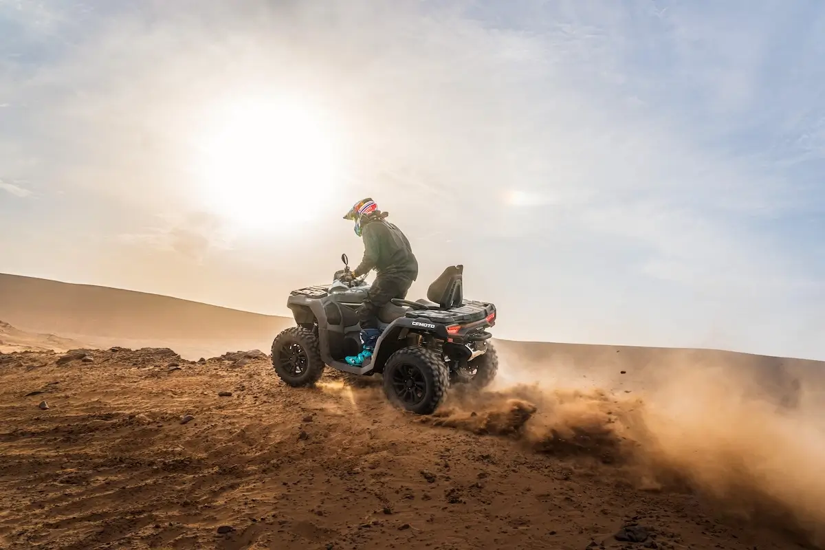 CFMOTO-850-TOURING_action-33 CF Moto CFORCE 850 TOURING 2025 - الصورة 1