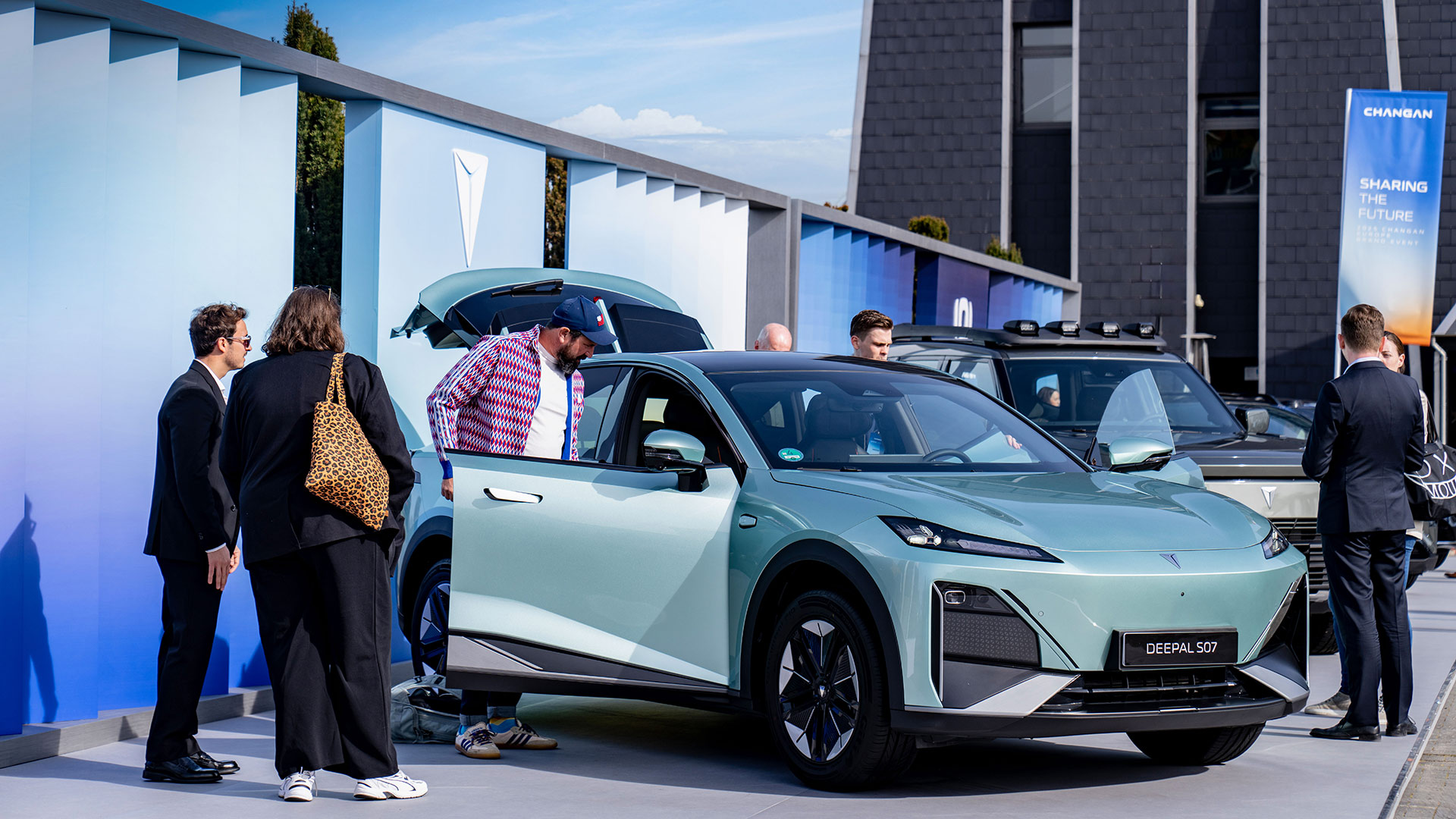 ديبال تستهدف التوسع الأوروبي بإطلاق عملياتها في المملكة المتحدة