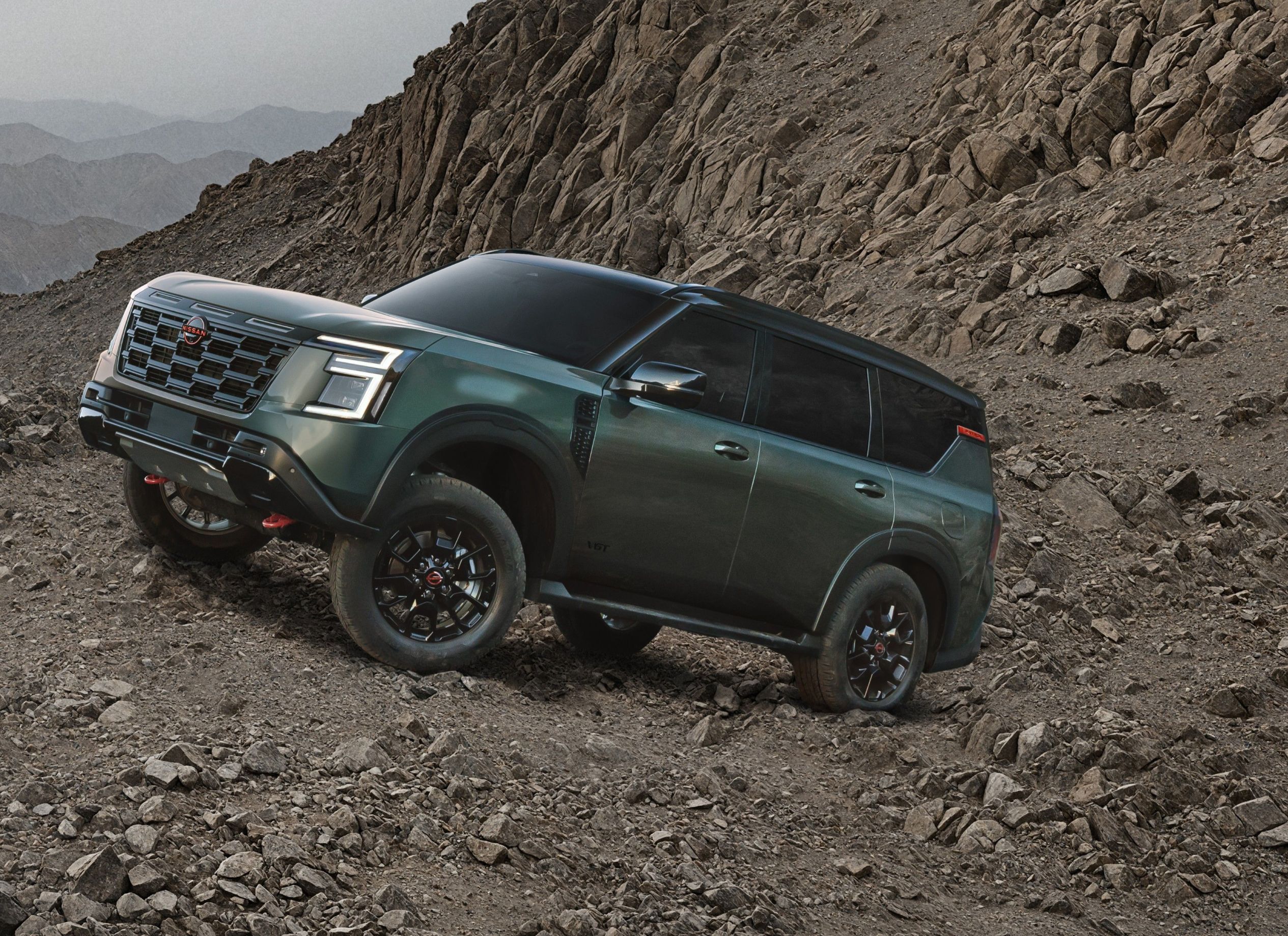 نيسان باترول PRO-4X يصل إلى الإمارات لأول مرة: رفيق المغامرة بلا حدود