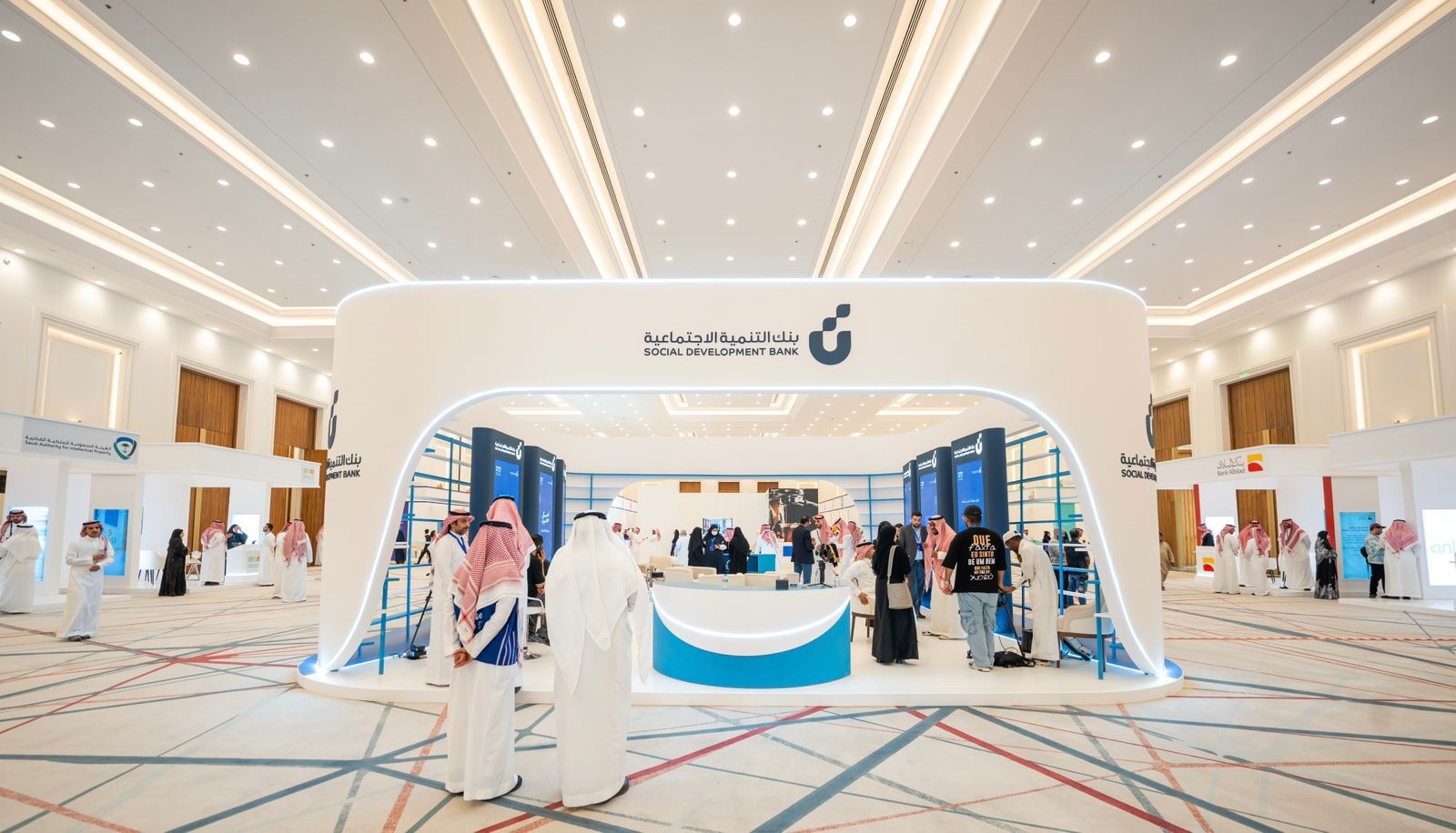 بنك التنمية الاجتماعية يدشّن منتدى الامتياز التجاري “فرنشايز قو” ويوقّع اتفاقيات استراتيجية لدعم ريادة الأعمال وتطوير القطاع