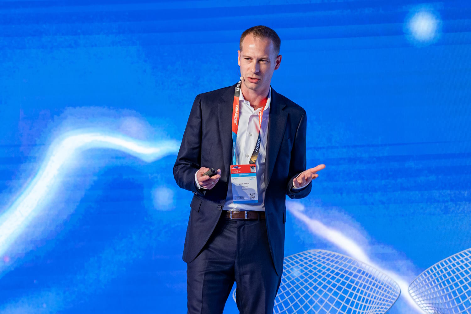 توميكانيكا دبي 2025 | الذكاء الاصطناعي يعيد رسم مستقبل التنقل