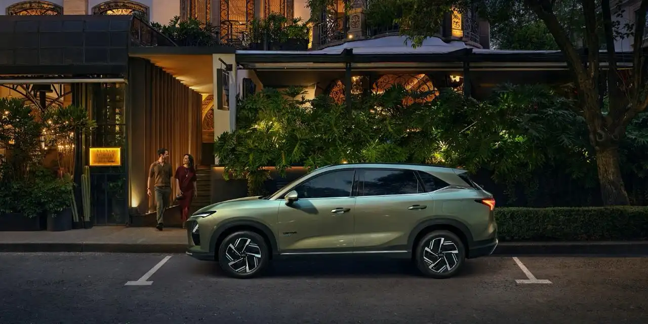 أفضل سيارات PHEV في الخليج