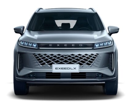 إكسيد LX 2026 من الأمام