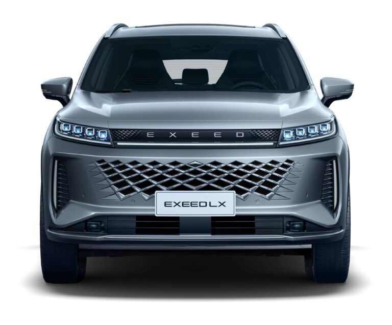 إكسيد LX 2026 من الأمام